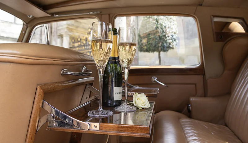 1952 Bentley Mkvi 4.5l Sports Saloon in London 11