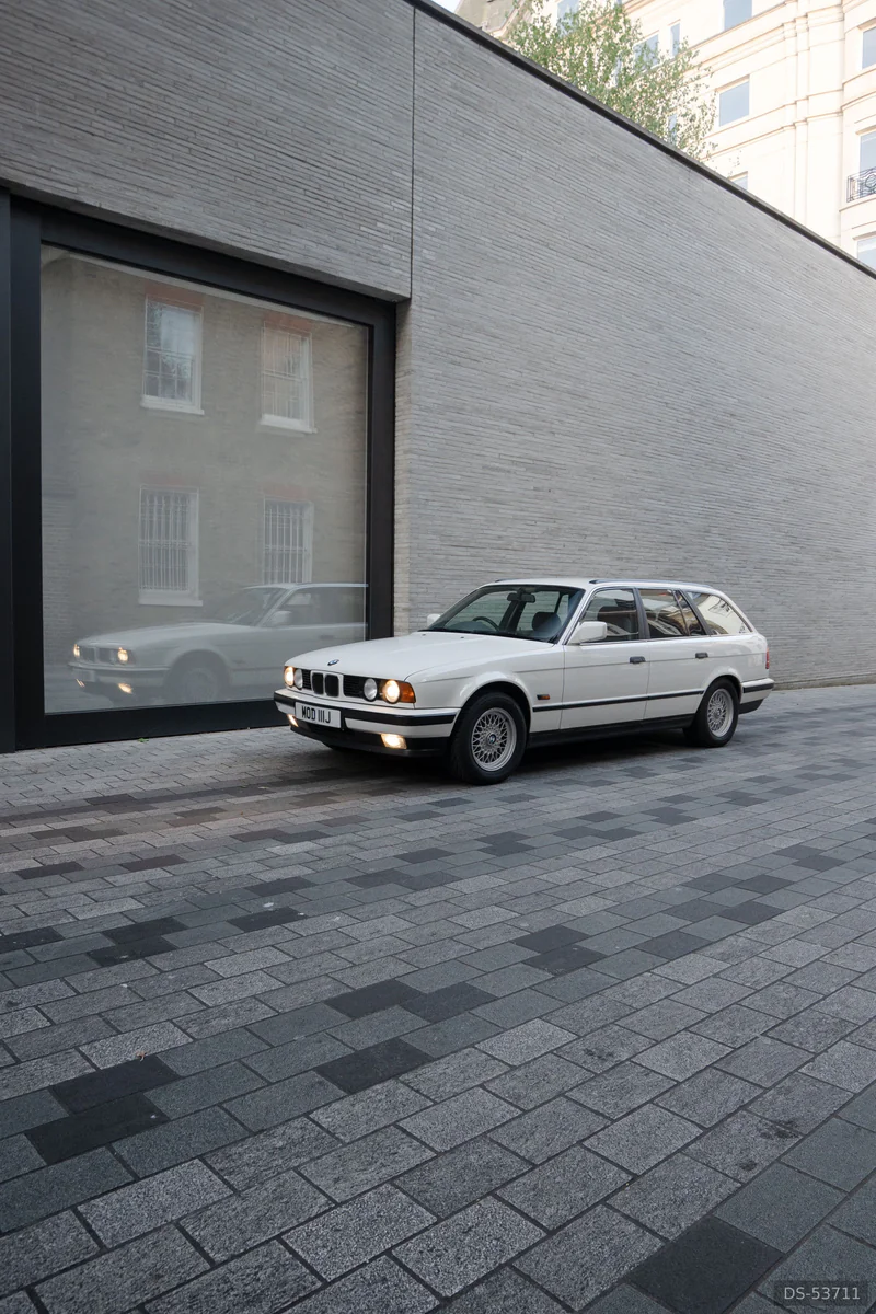1991 BMW 520i Auto in Luton 3