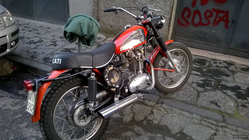 1971 Ducati Scrambler in Napoli