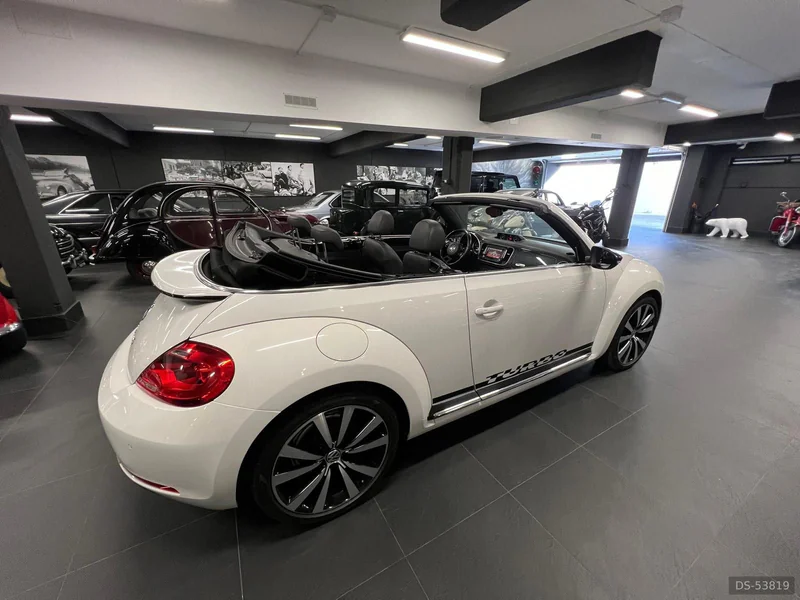 2017 Volkswagen Maggiolino Turbo Cabriolet Ultima Serie in Roma 3