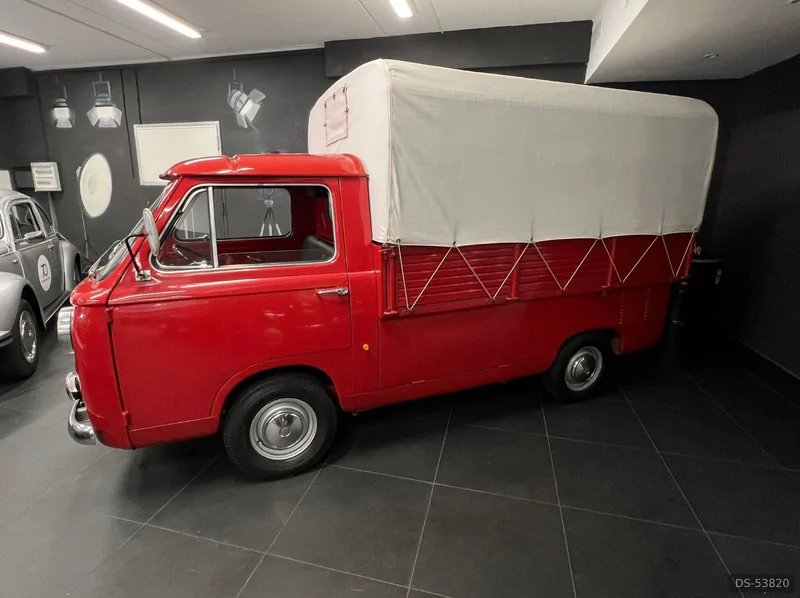 1964 Fiat 850 Coriasco in Roma 3