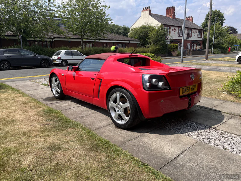 2001 Vauxhall Vx220 in Warrington 4