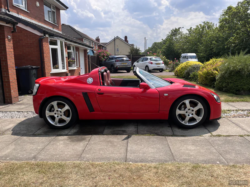 2001 Vauxhall Vx220 in Warrington 7