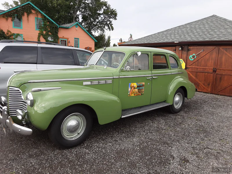 1940 Buick Special in Ridgeway 4