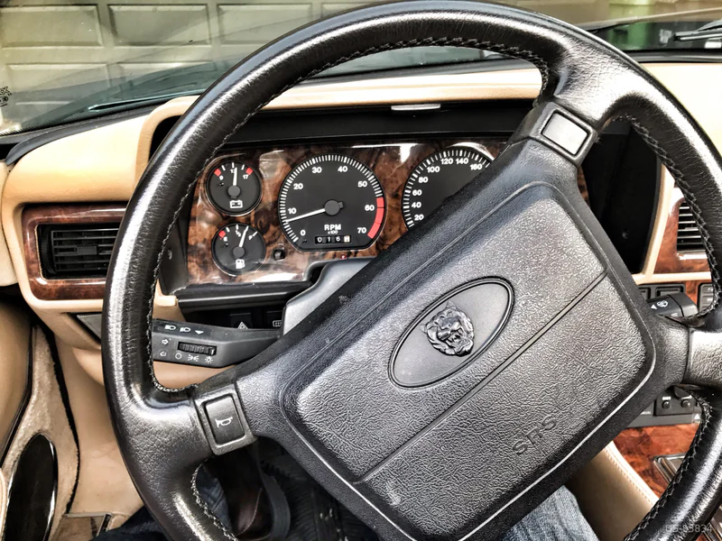 1994 Jaguar XJS in Mississauga 4