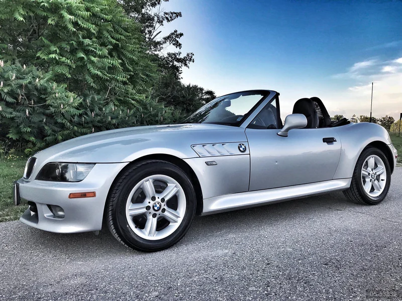 2000 BMW Z3 in Mississauga