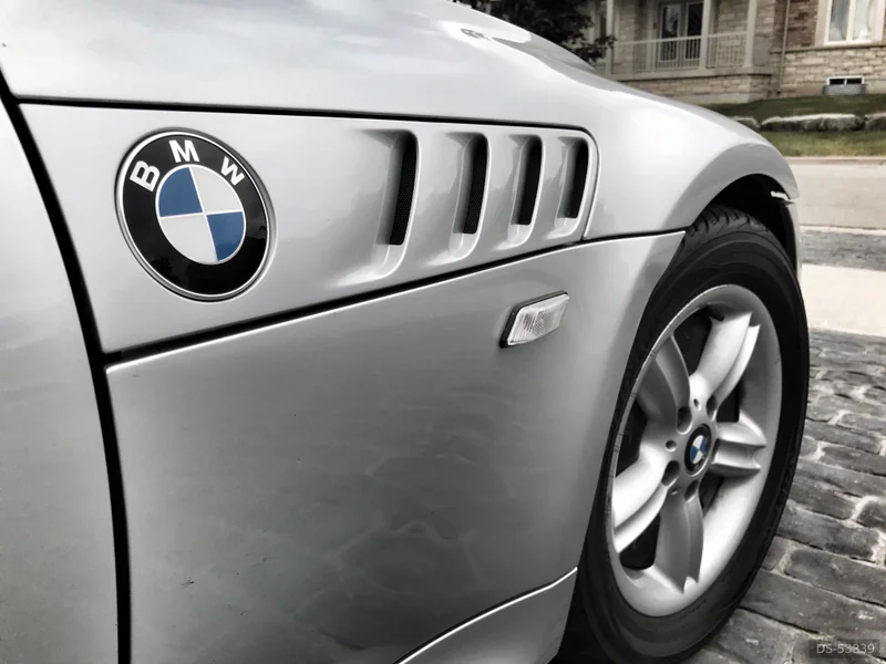 2000 BMW Z3 in Mississauga 2