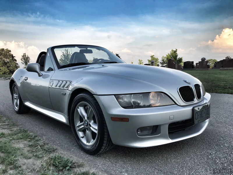 2000 BMW Z3 in Mississauga 3