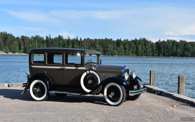 1928 Studebaker Director in Helsinki 5