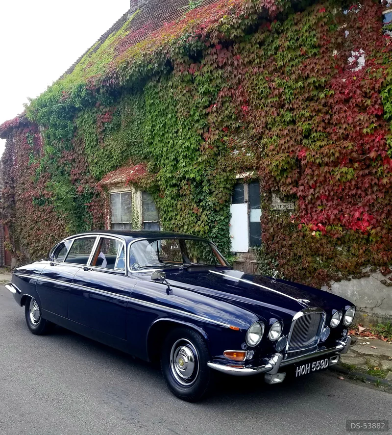 1966 Jaguar Mk10 in London