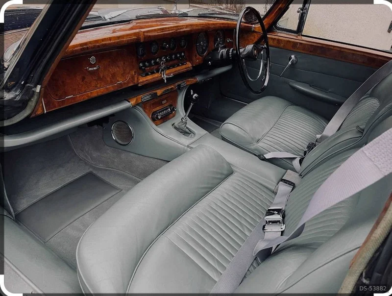 1966 Jaguar Mk10 in London 2