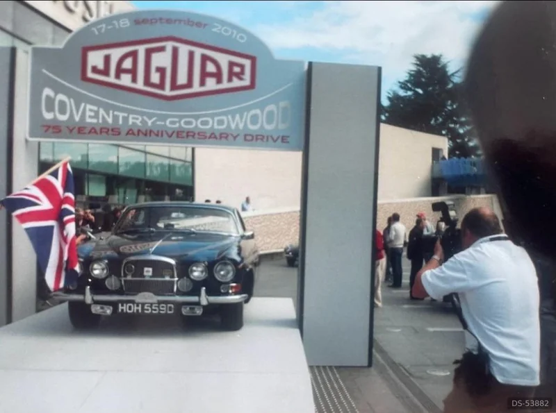 1966 Jaguar Mk10 in London 6