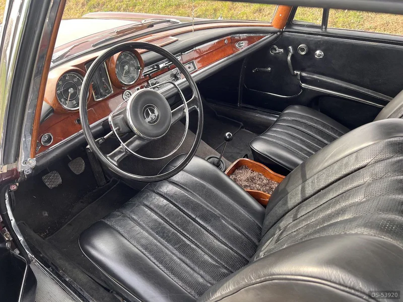 1965 Mercedes-Benz 250 Se Kupé W111 in Klimkovice 7