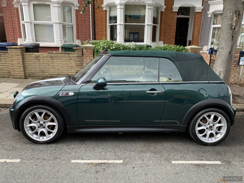 2006 Mini Cooper S Convertible in London 3