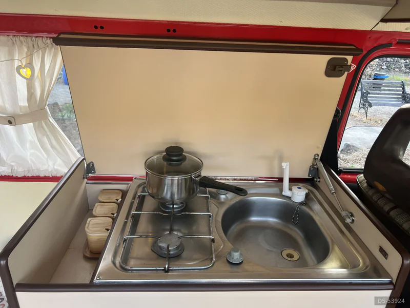 1984 Volkswagen Caravelle in Santa Cruz De Tenerife 8