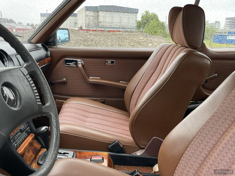 1977 Mercedes-Benz 230ce W123 in Basel 6