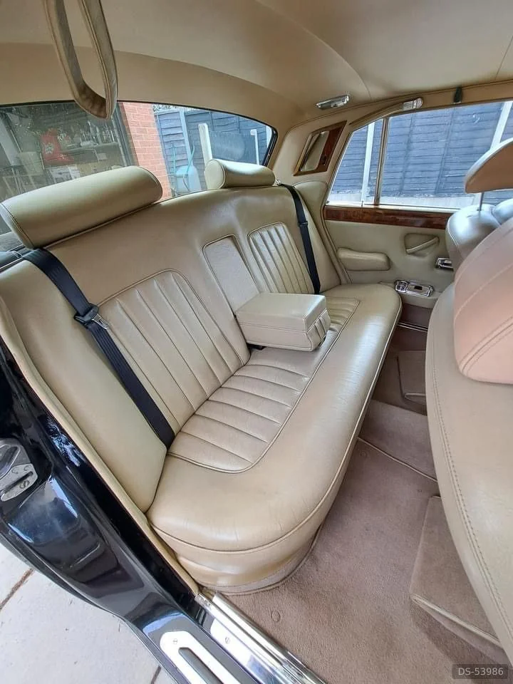 1976 Rolls-Royce Silver Shadow in Northampton 5