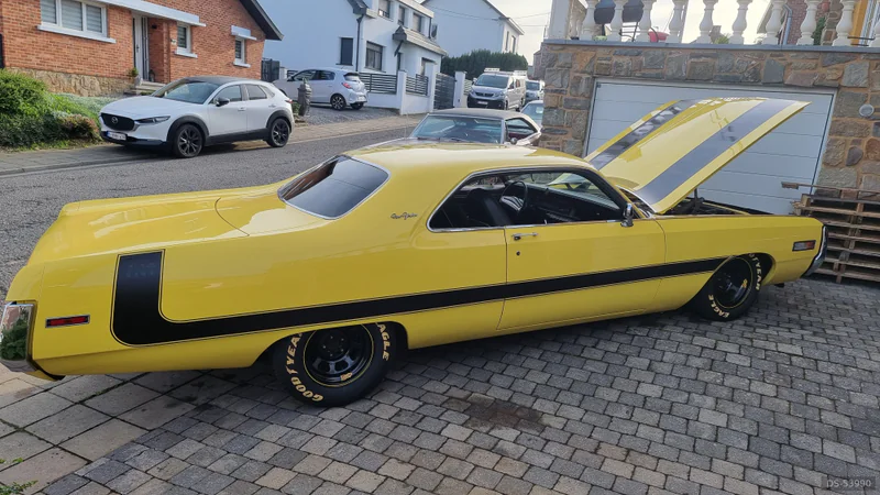 1971 Chrysler New Yorker in Amay 4