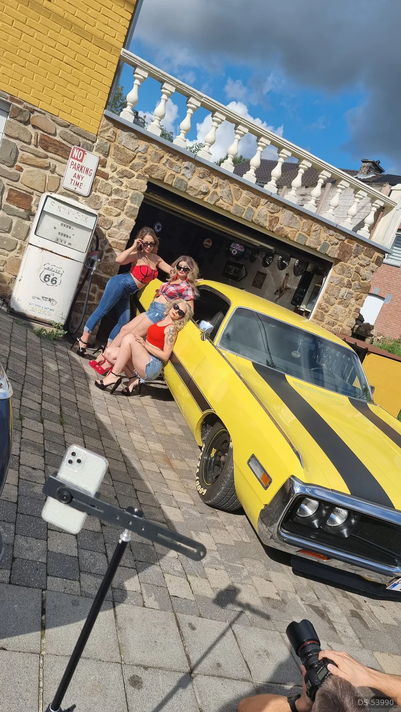 1971 Chrysler New Yorker in Amay 3