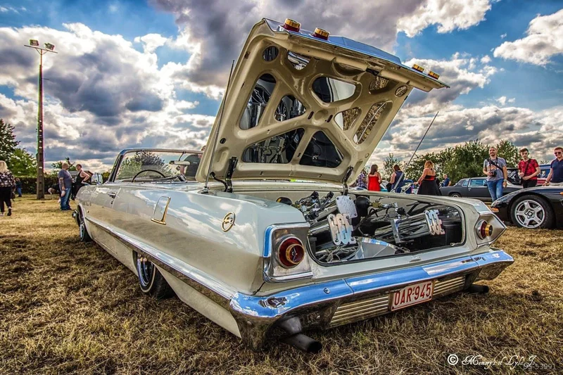 1963 Chevrolet Impala in Amay 2