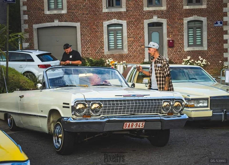 1963 Chevrolet Impala in Amay 6