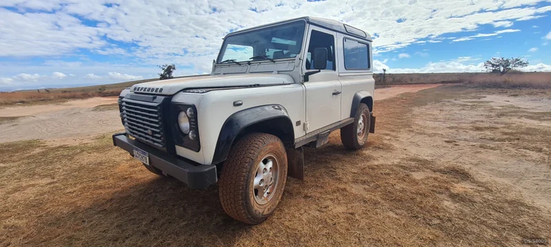 1999 Land Rover Defender 90 in Pindamonhangaba 5