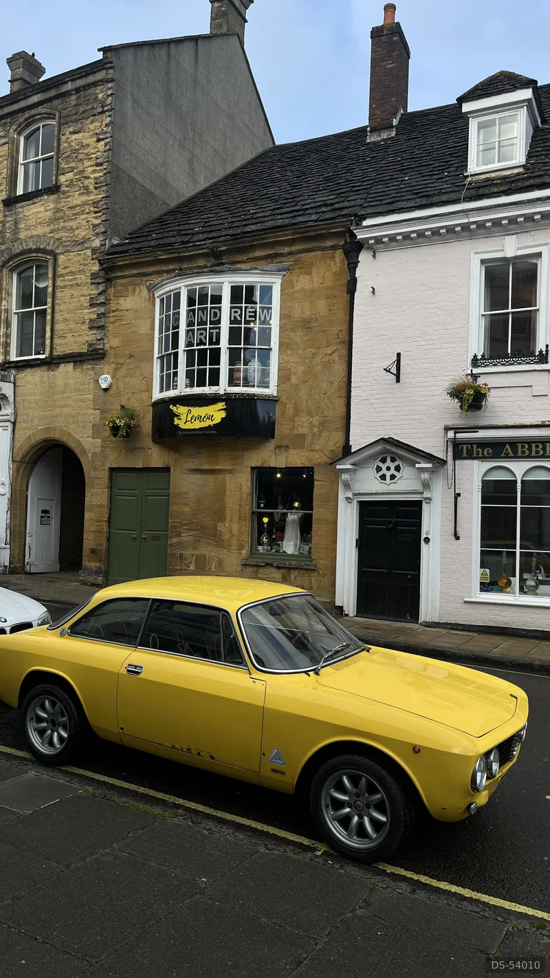 1974 Alfa Romeo GTV 2000 in Bristol 3