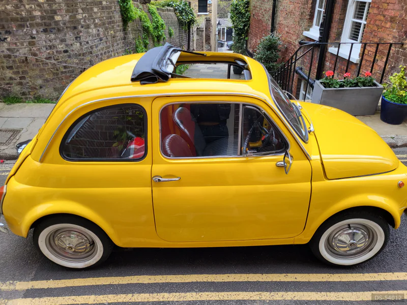 1970 Fiat 500 in London 9