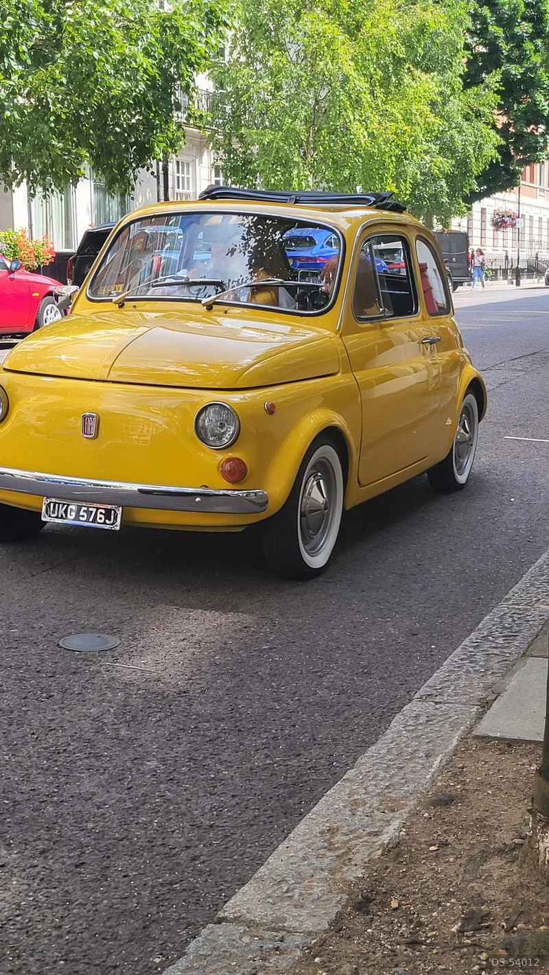 1970 Fiat 500 in London 5