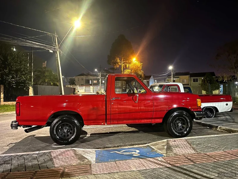 1993 Ford F-1000 in Pinhais 4