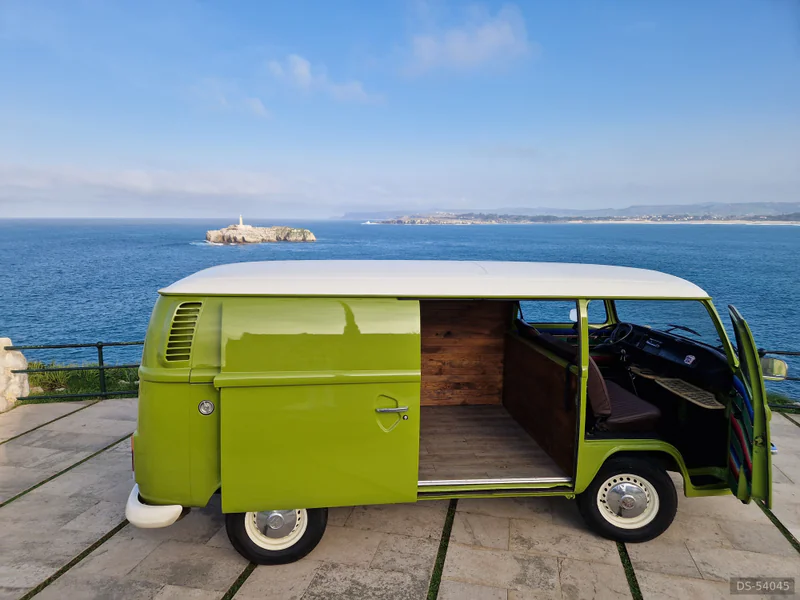 1973 Volkswagen T2 in Santander 2