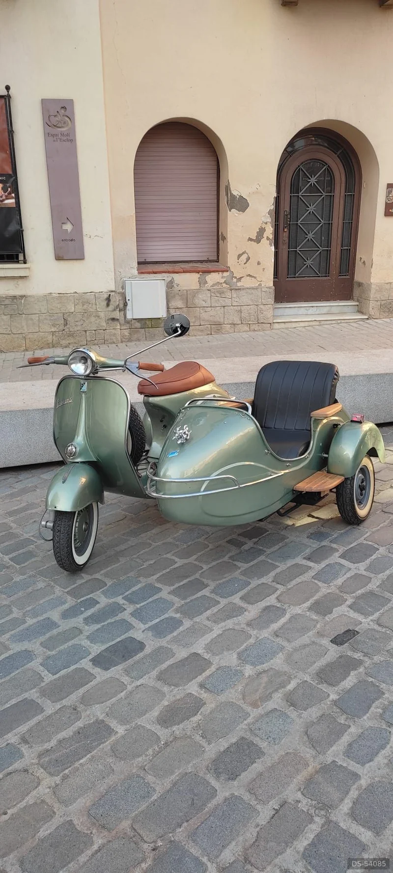 1961 Piaggio Vespa 150s Con Sidecar