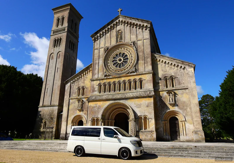 2005 Nissan Elgrand in Warminster 2