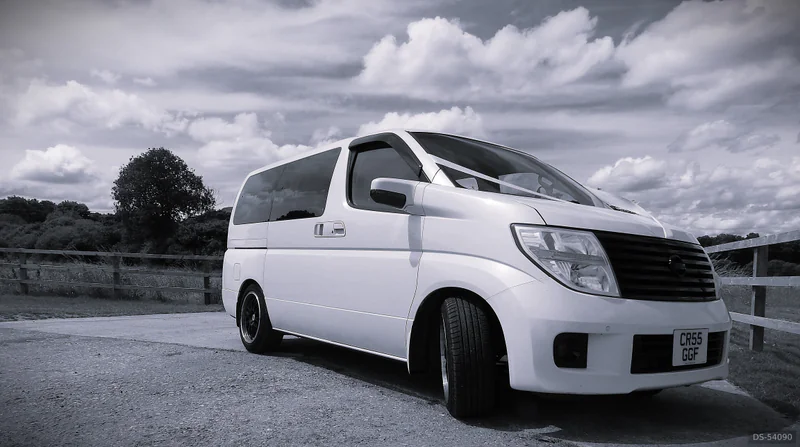 2005 Nissan Elgrand in Warminster 10