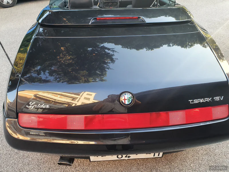 1998 Alfa Romeo Spider in Pescara 3