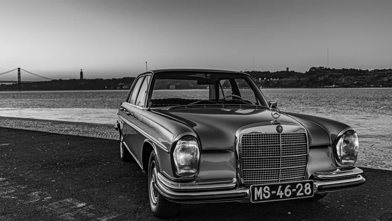 1972 Mercedes-Benz 280 SE in Odivelas 6