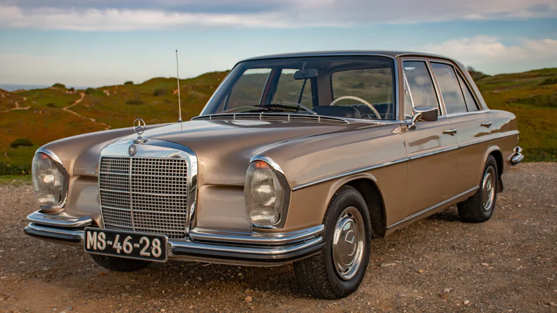 1972 Mercedes-Benz 280 SE in Odivelas 5