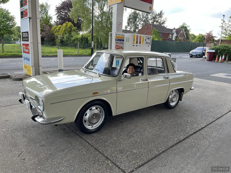 1970 Renault R10 1300 1970 in South Croydon 4