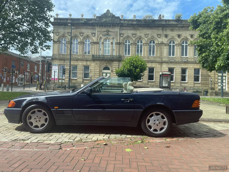 1994 Mercedes-Benz 280sl in Oldham 2