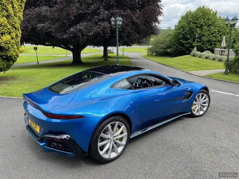 2022 Aston Martin Vantage in Stafford 4