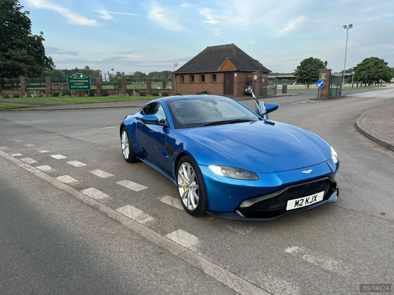 2022 Aston Martin Vantage in Stafford 5