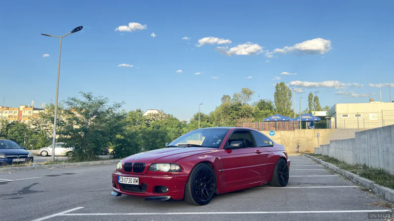 2001 BMW 330 in Sofia 2