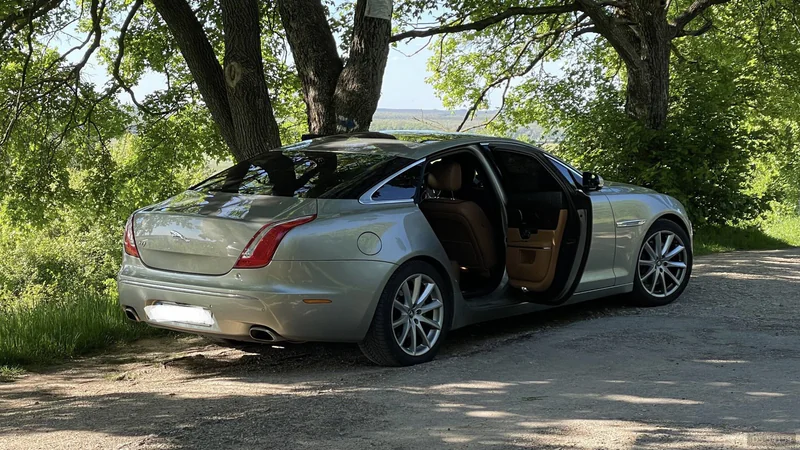 2010 Jaguar Xj in Gbely 3
