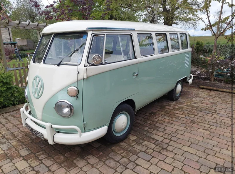 1967 Volkswagen T2 in Southam 2
