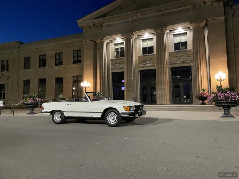 1976 Mercedes-Benz 450SL in Hamilton 3