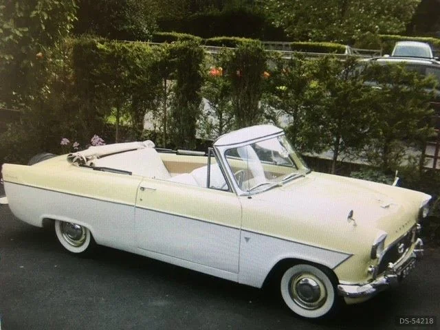1961 Ford Consul 375 Convertible