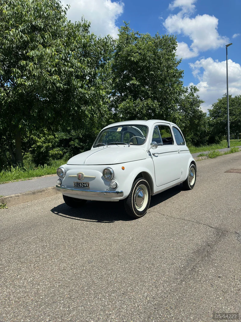 1964 Fiat 500 in Corsico 2