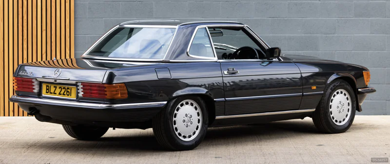 1986 Mercedes-Benz Sl 420 in London 2