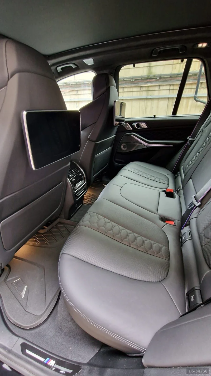 2022 BMW X5m in London 4