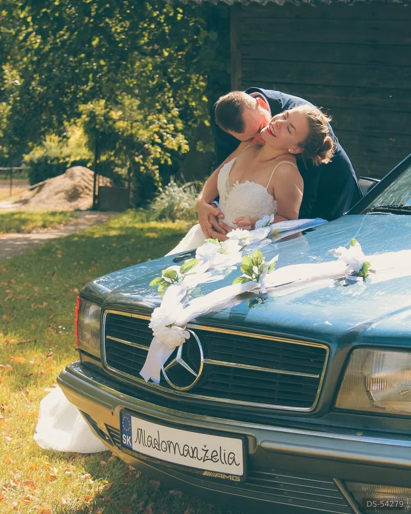 1983 Mercedes-Benz C126 V8 in Stará Turá 5